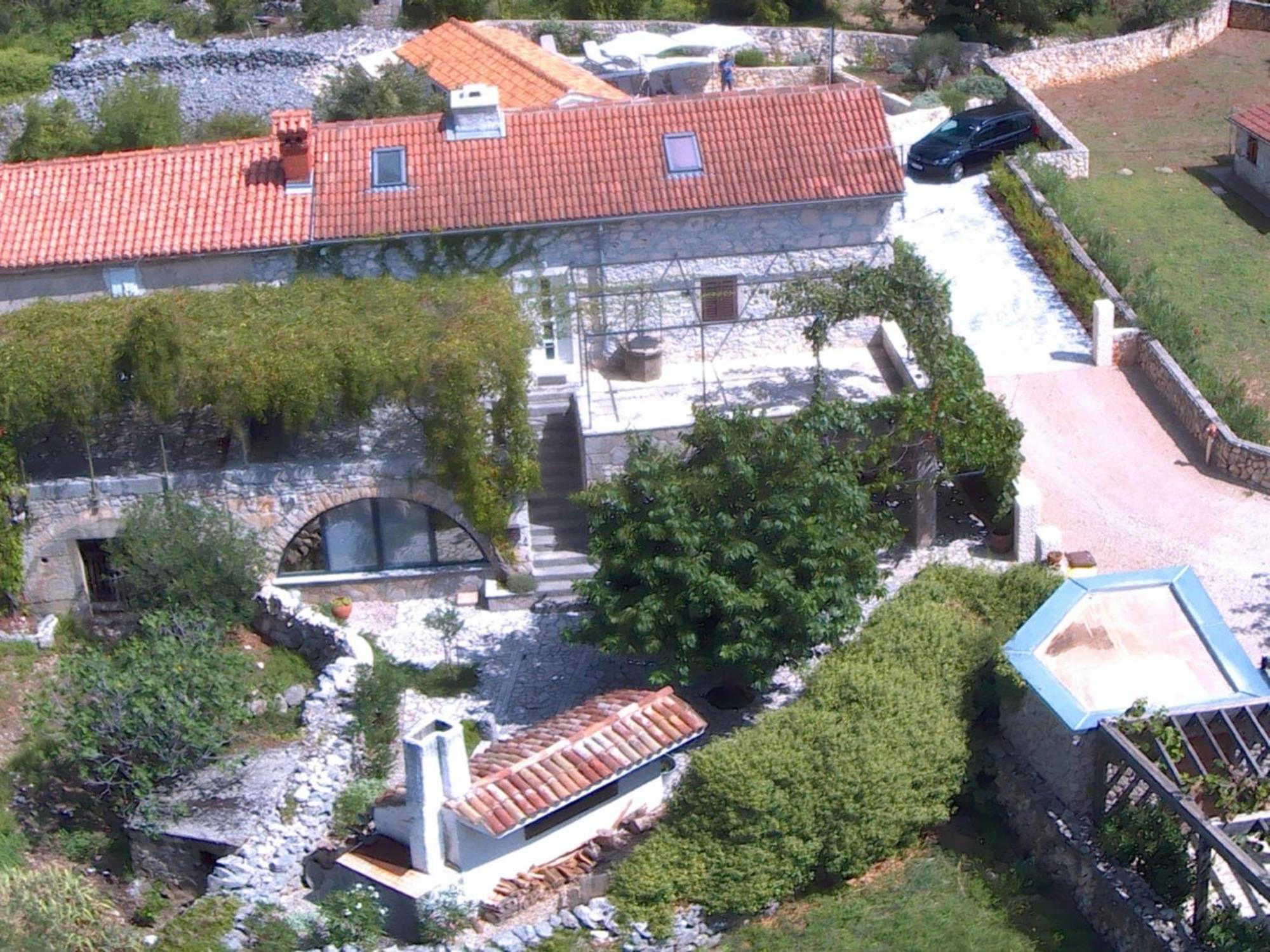 Villa Diny With Pool Pinezići Buitenkant foto